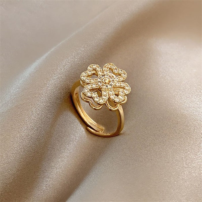 Rotatable Four-leaf Clover Ring