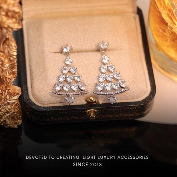 Christmas Sparkly Diamond Tassel Earrings